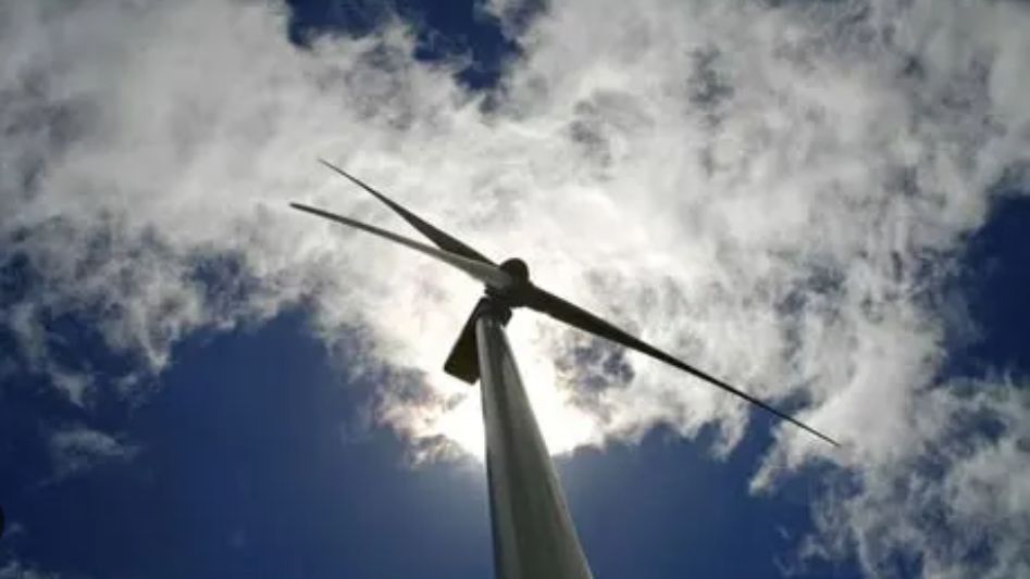 Introduction to Wind Turbines and Wind Energy